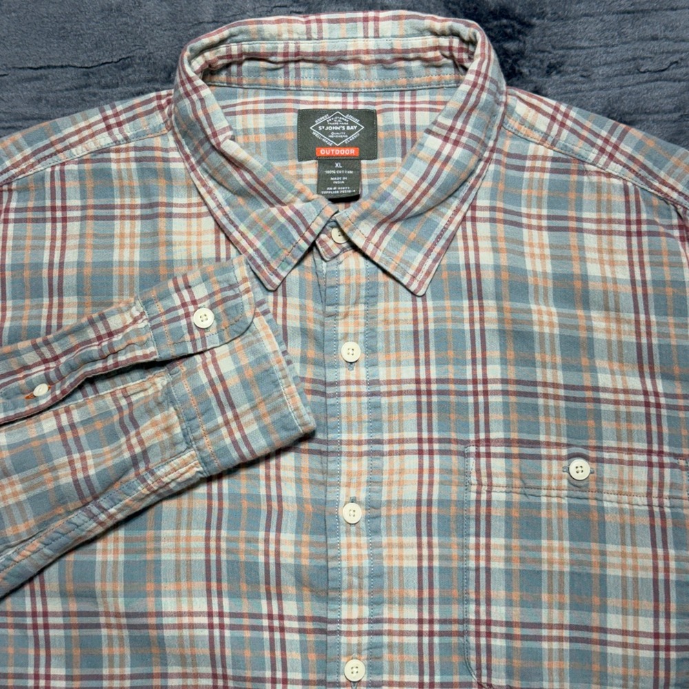 St. John's Bay Outdoor Button Down Mens XL Blue Tan Plaid Shirt